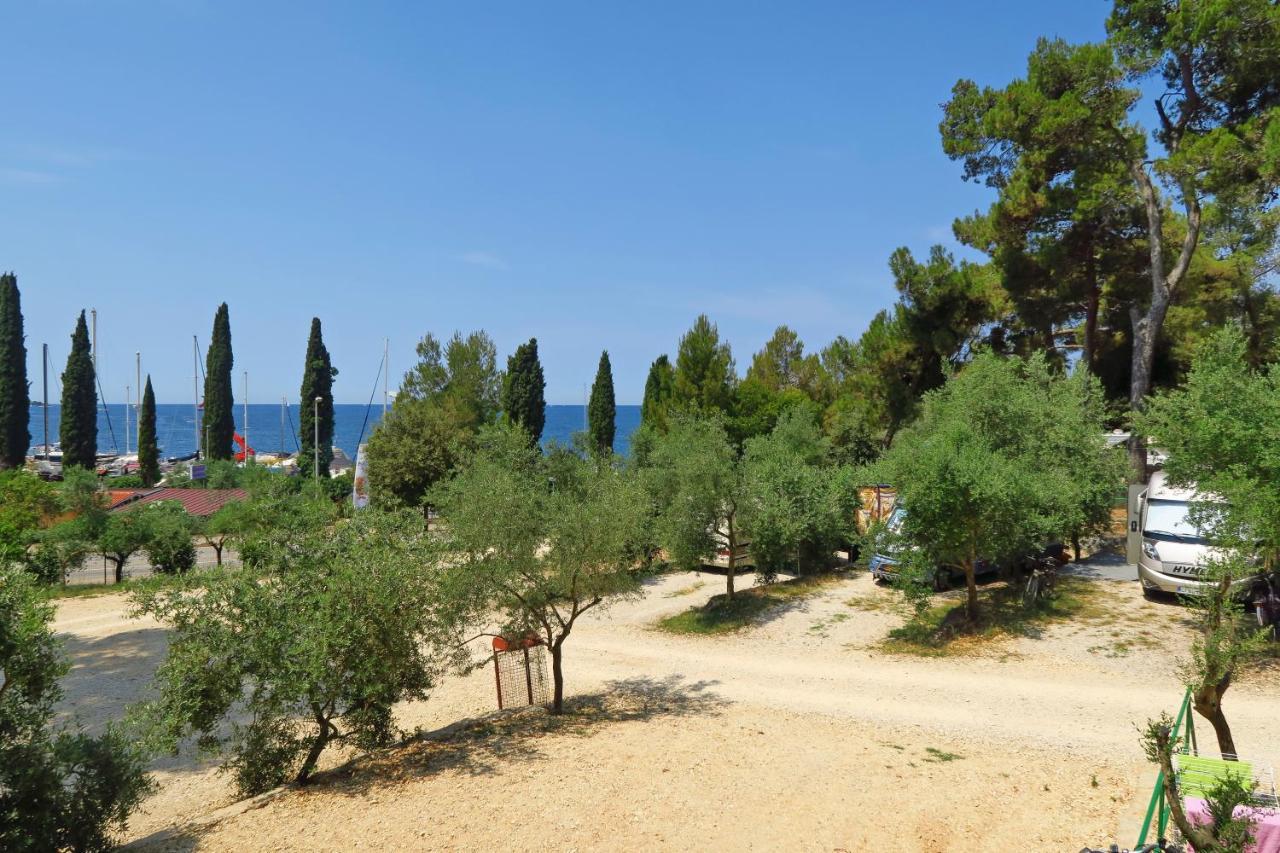 Porton Nature Hideouts Rovigno Esterno foto